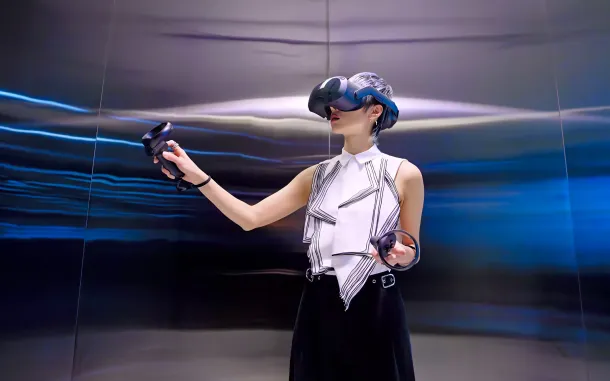 Virtual reality brand experience at a Florida event with guests using immersive headsets